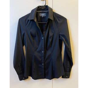Express "The Essential Shirt" long-sleeve button-down blouse